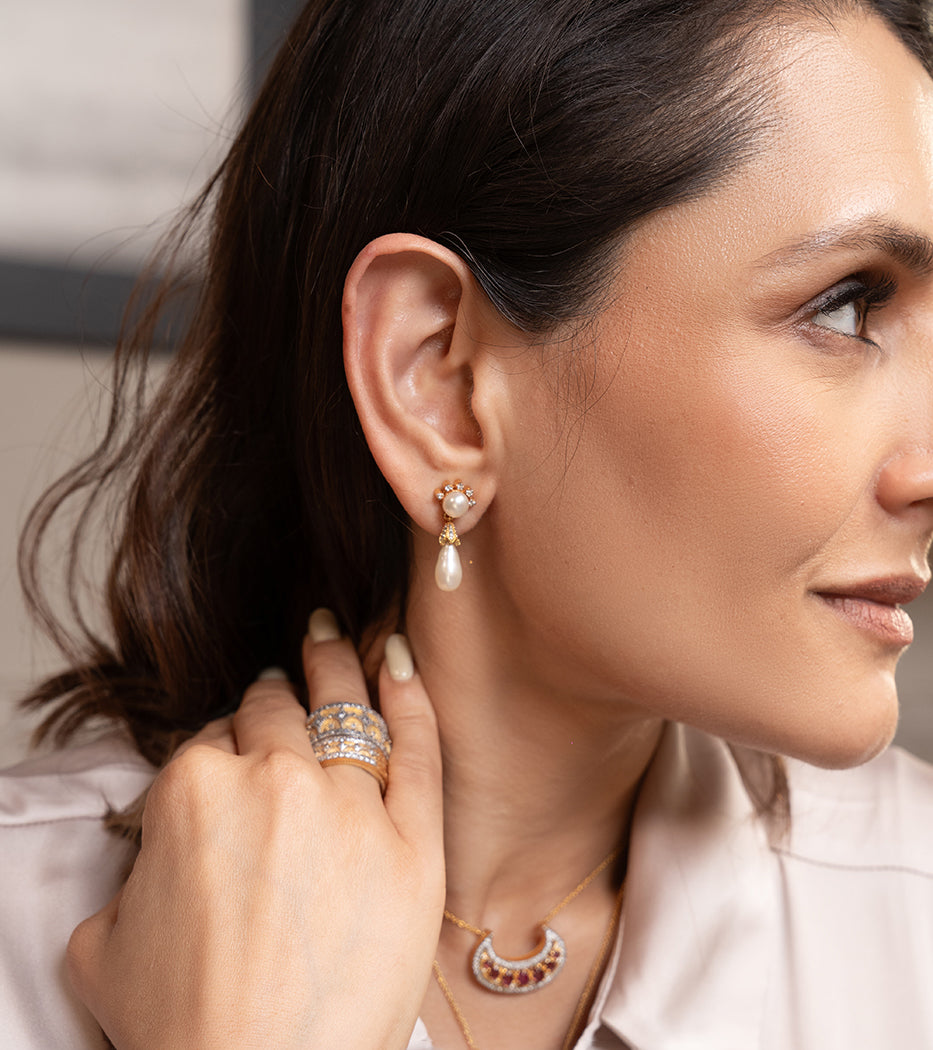 Lustrous Majesty | Earrings