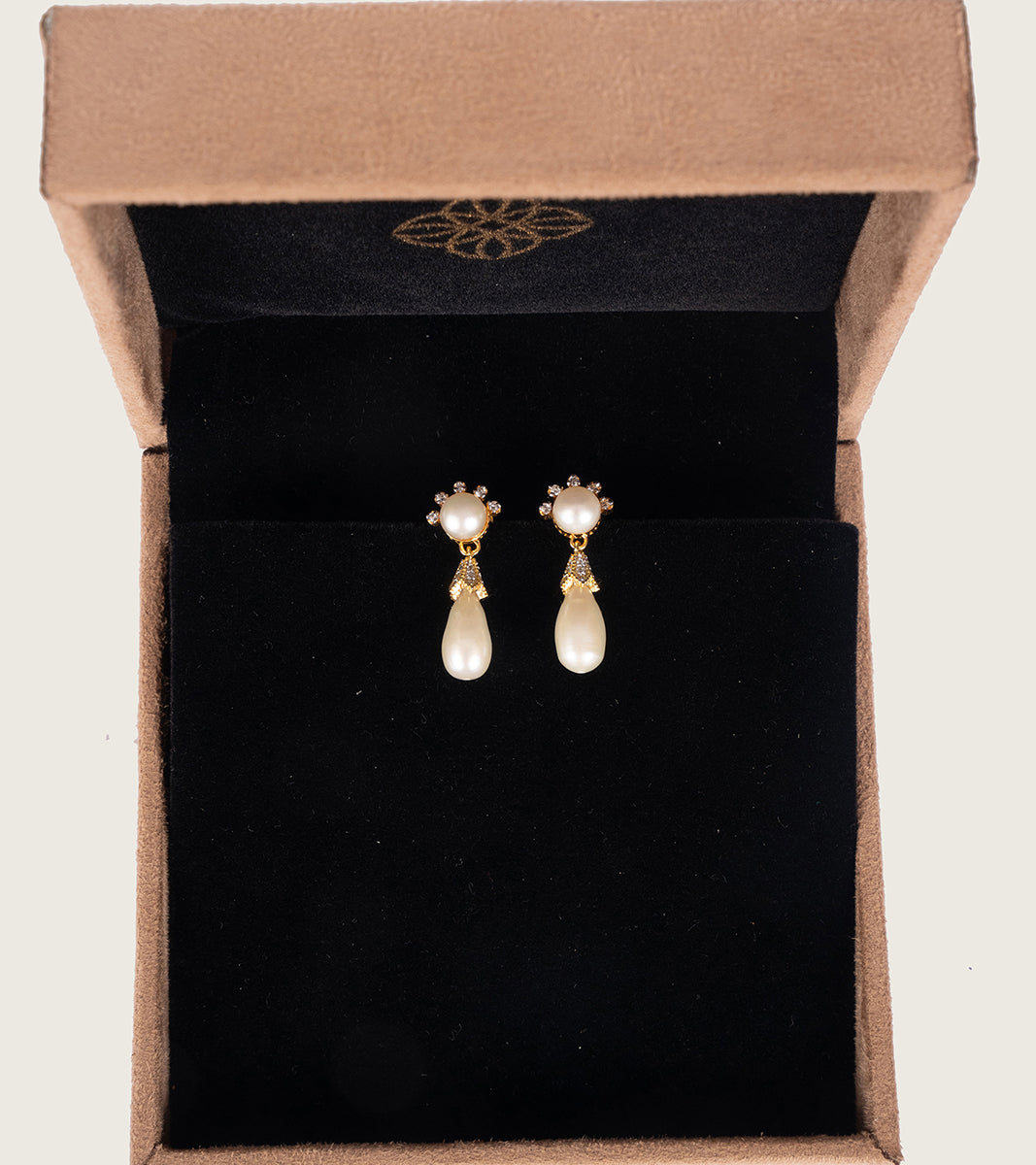 Lustrous Majesty | Earrings