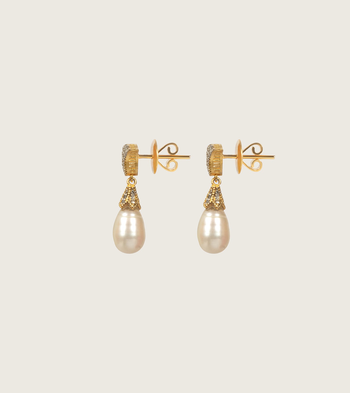 Celeste Pearl | Earrings