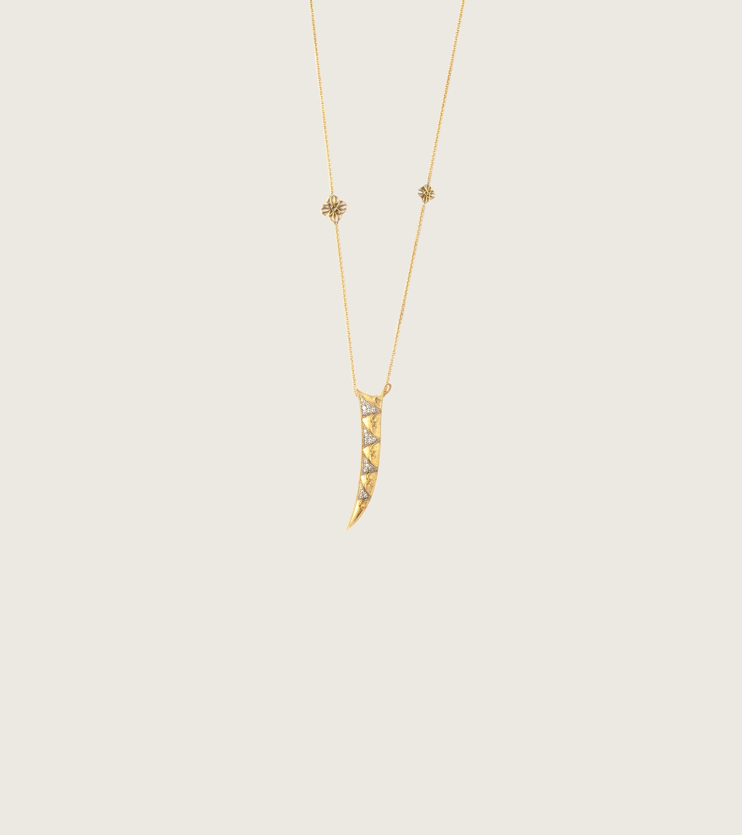 Regal Dagger | Pendant