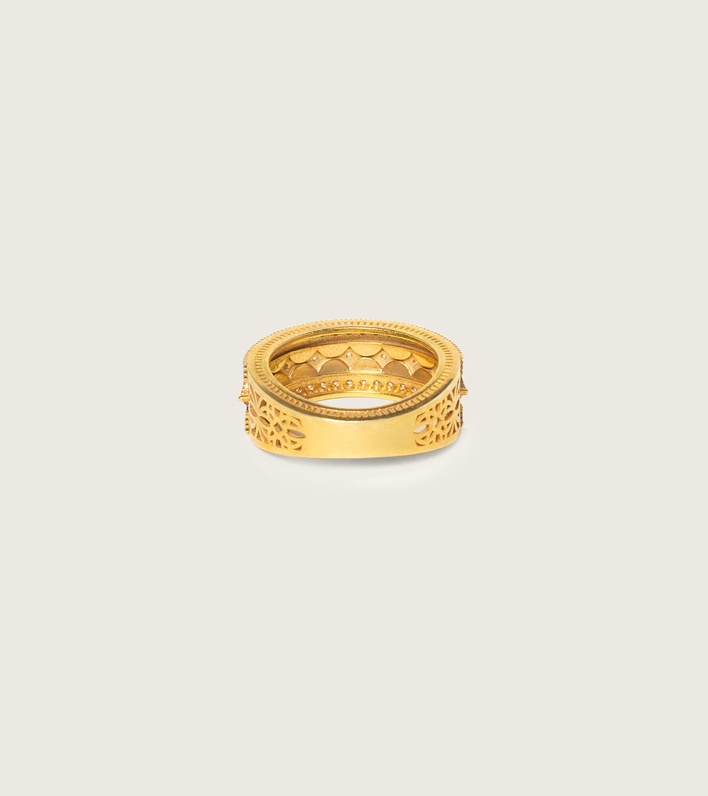 Tiara Diamond | Band Ring