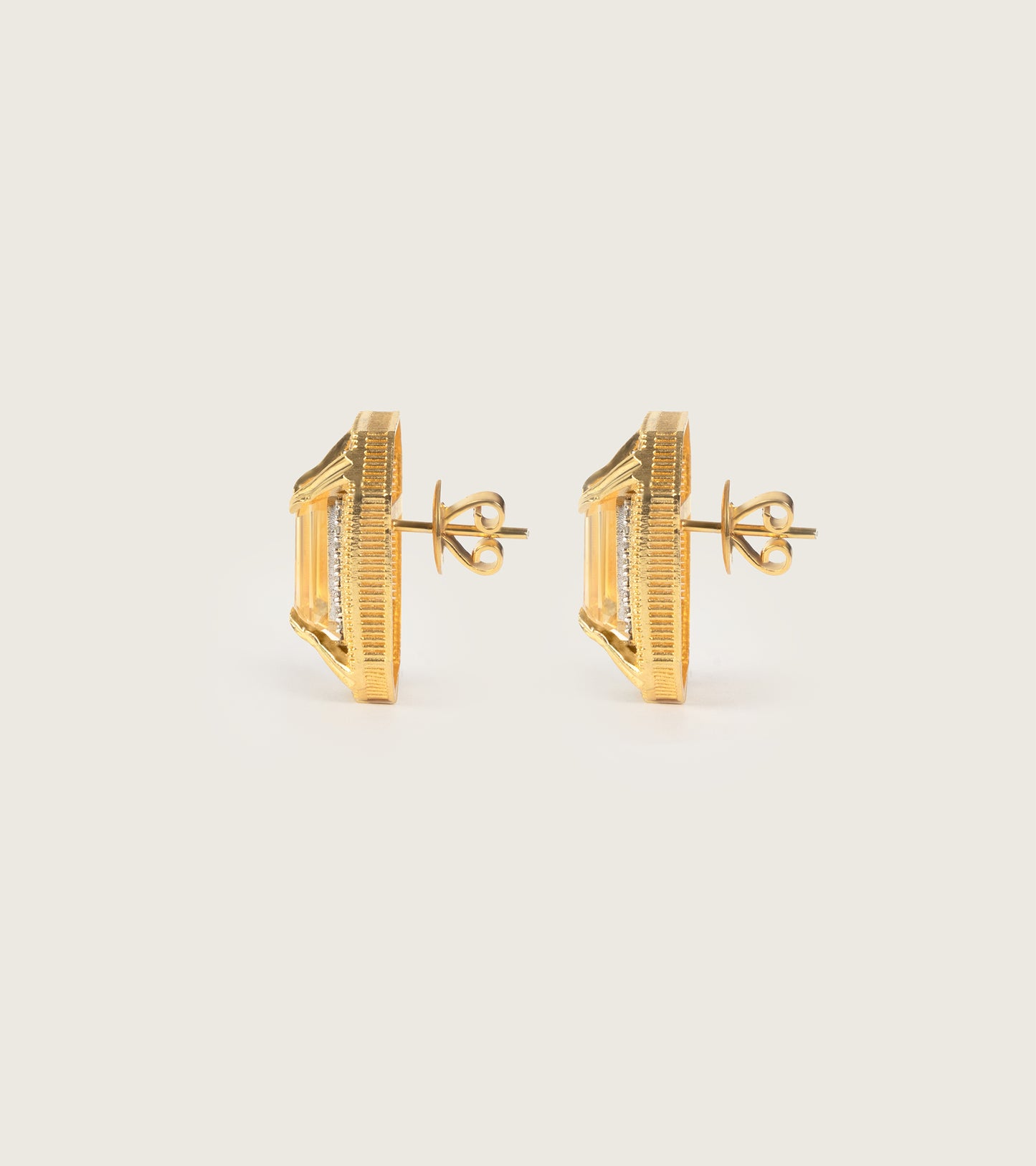 Hera | Stud Earrings